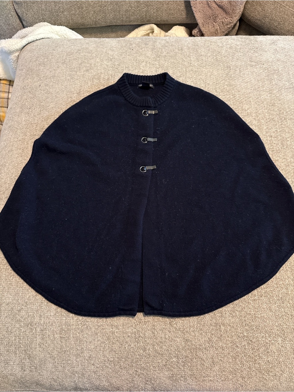 Banana Republic Extra Fine Merino Wool Navy Cape Poncho Sweater XS/S